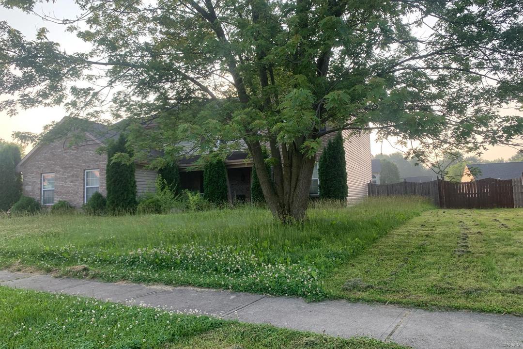Village Oaks Dr, Avon, IN 46123 #1