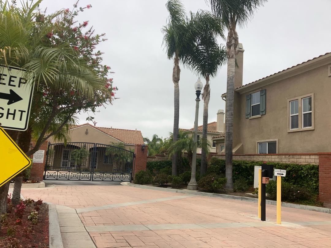 Calle Cataluna , Camarillo, CA 93012