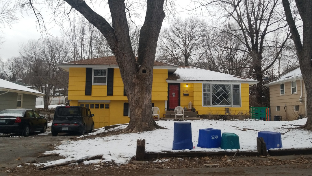 102nd St, Kansas City, MO 64134