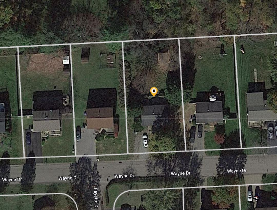 Wayne Dr, Cranberry Township, PA 16066