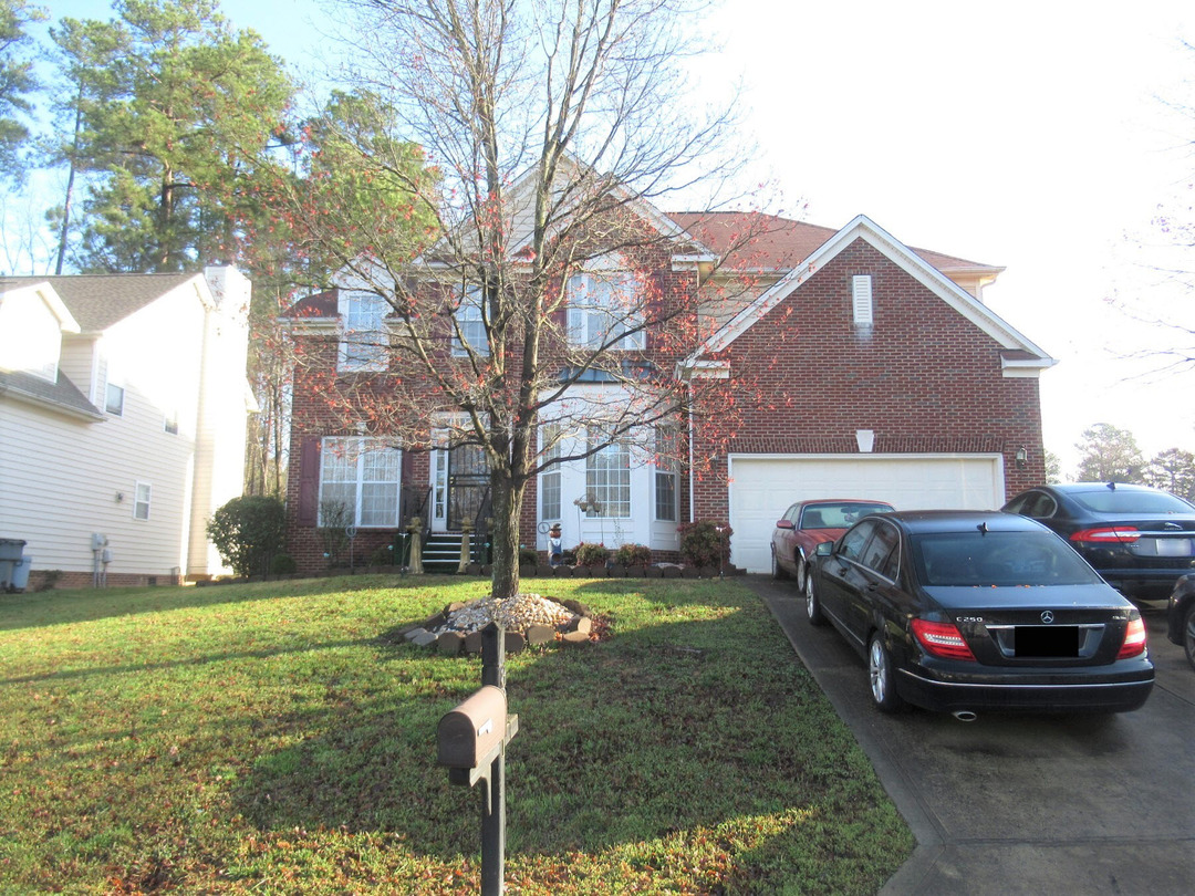 Walden Ridge Dr, Charlotte, NC 28216