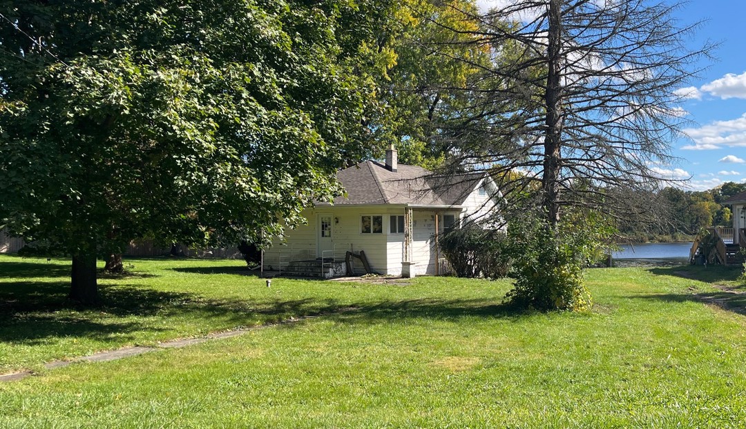 Silver Lake Ave, Antioch, IL 60002 #1