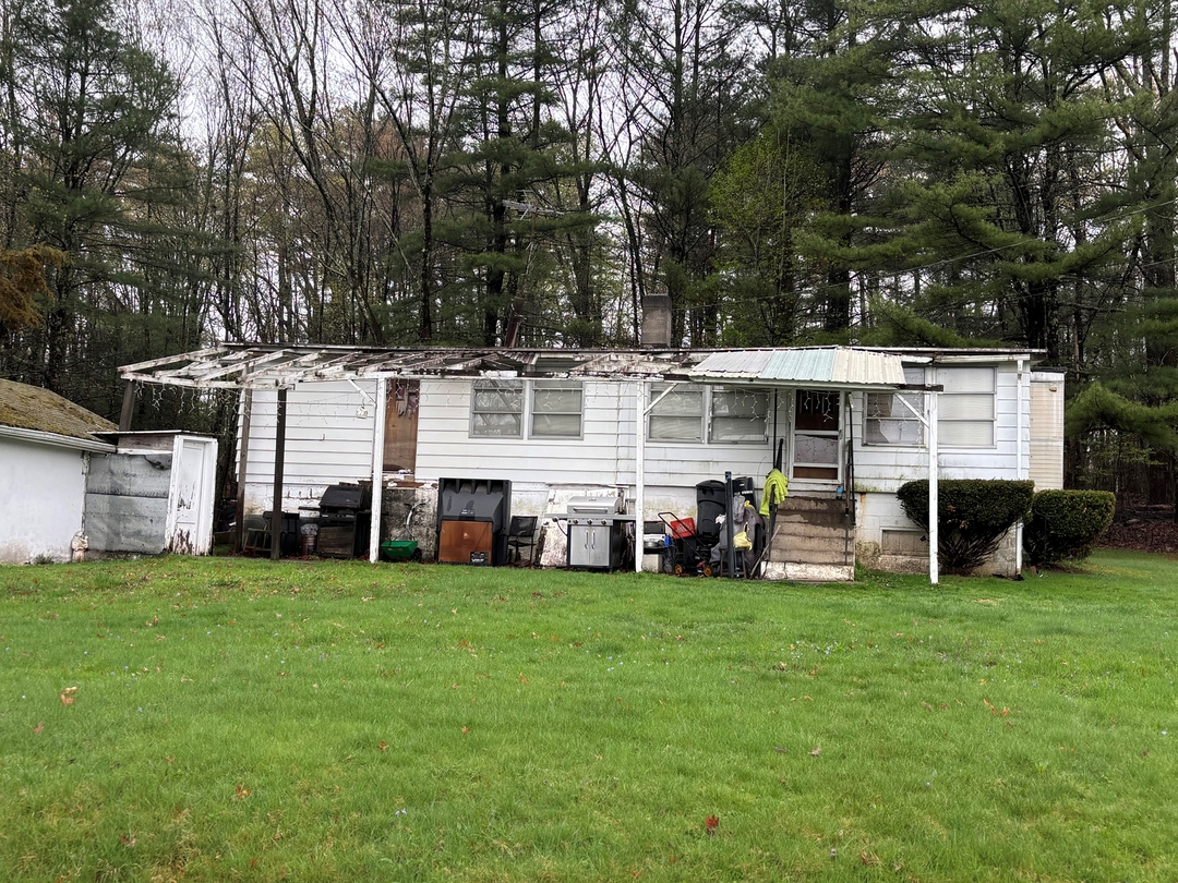 Jones Rd, Hunlock Creek, PA 18621