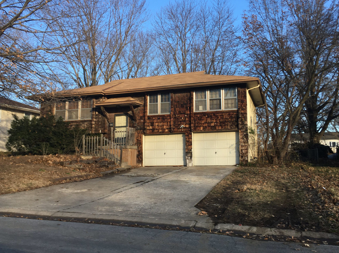 Lowell Ave, Grandview, MO 64030 #1