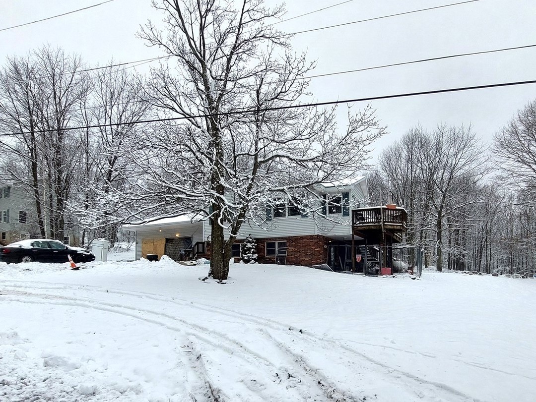 801 Elkview Dr, Clifford Twp, PA 18421 ServiceLink Auction