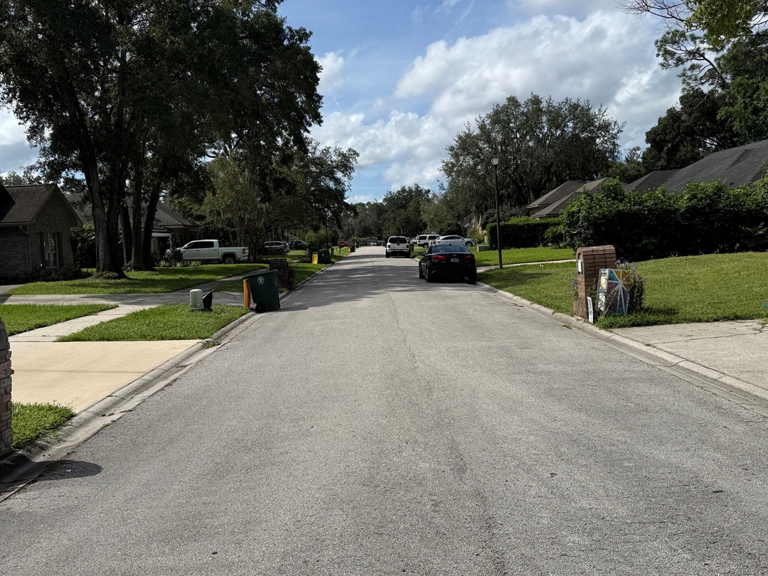 12602 Steeplechase Ln photo 5