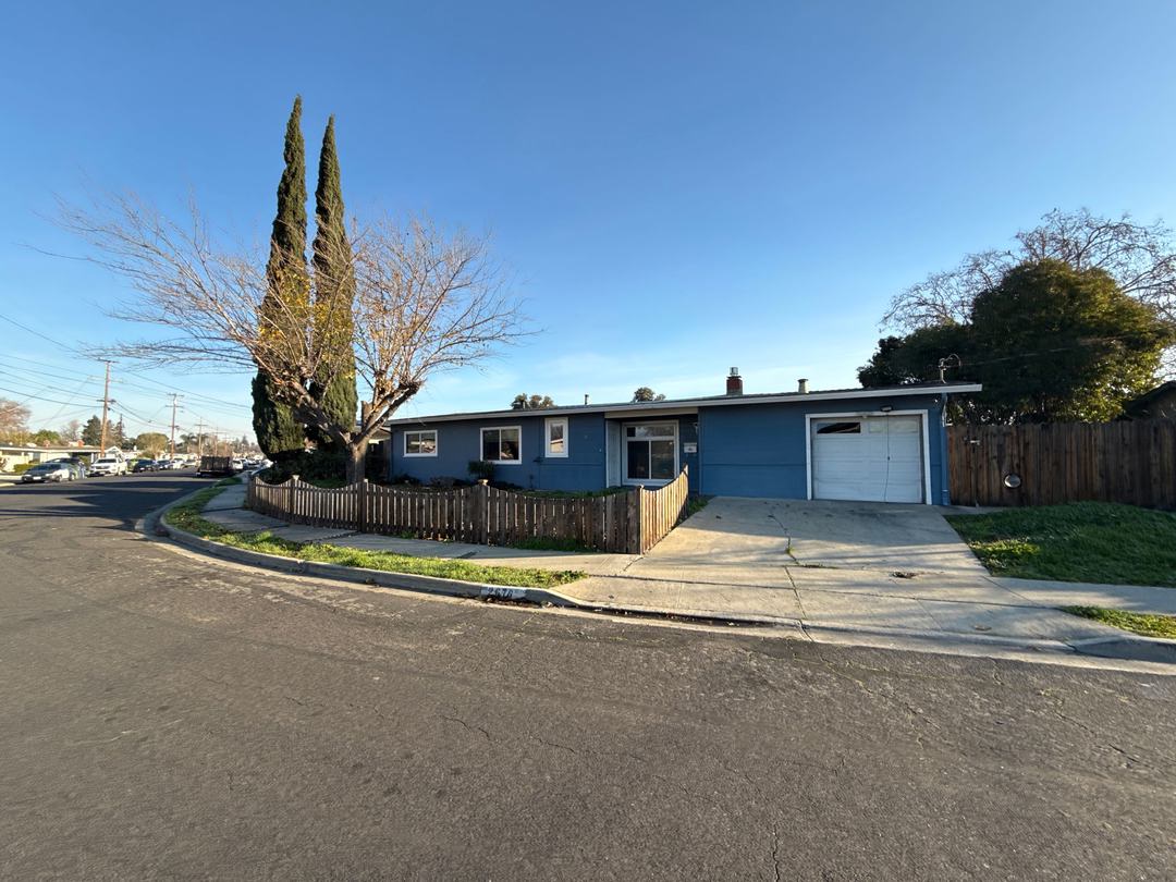 California Foreclosures | Foreclosed Homes for Sale | ServiceLink Auction