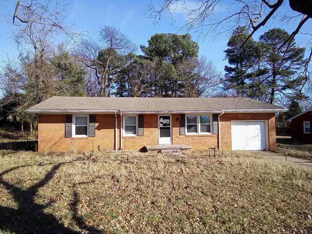 Mclean County property