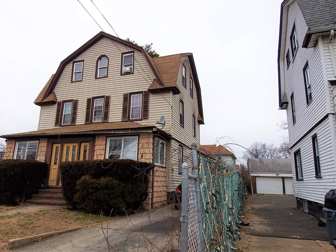 Washington Ave, Roosevelt, NY 11575 #1