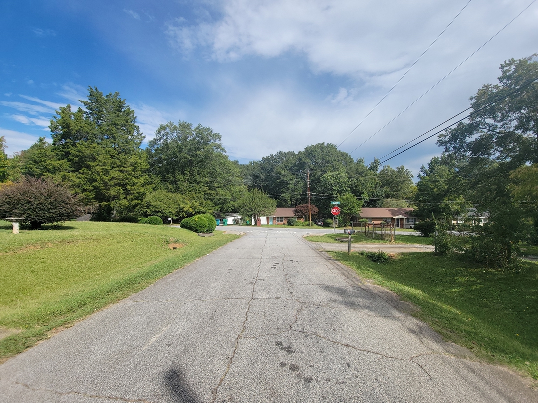 5270 Madison Street, Forest Park, GA 30297 ServiceLink Auction