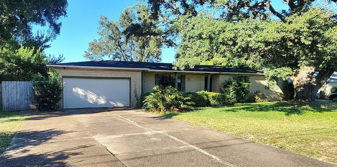 Dunmire St, Pensacola, FL 32504 #1