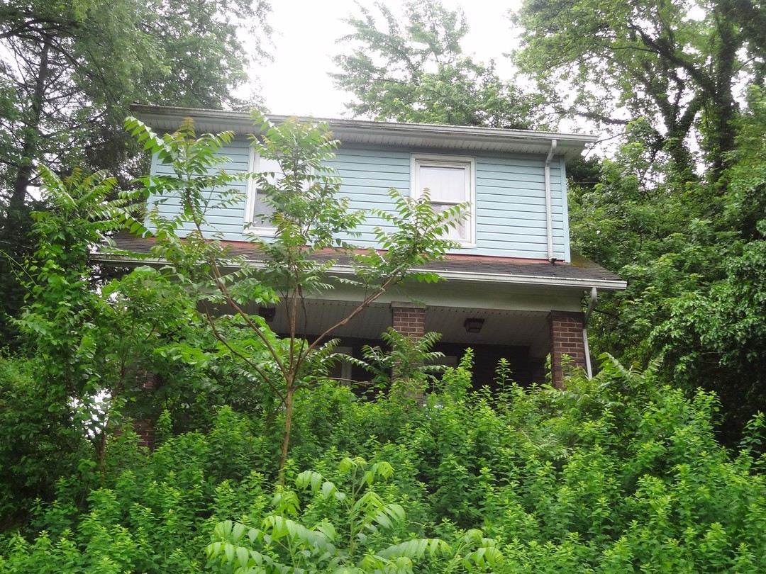 Montview Pl, Pittsburgh, PA 15221