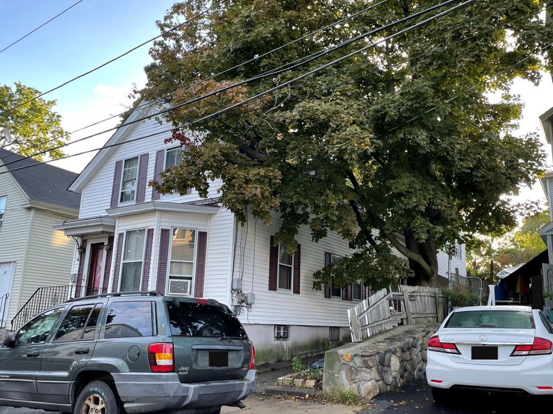 Lane St, Lowell, MA 01851 #1