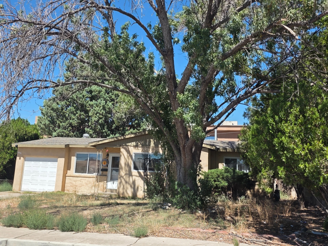 10101 Matthew Ave Ne<br>Albuquerque &middot; NM &middot; 87112<br>Bernalillo County