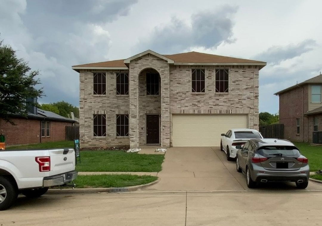Swan Lake Dr, Arlington, TX 76017 #1
