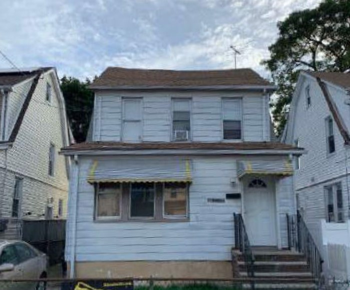 11616 203rd St, Saint Albans, NY 11412 ServiceLink Auction
