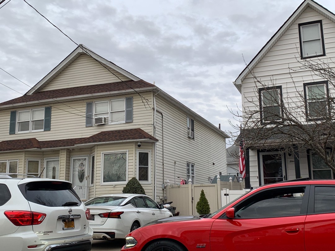 Dryden Ct, Staten Island, NY 10302 #1