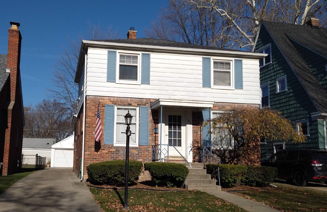 Brys Dr, Grosse Pointe Woods, MI 48236 #1