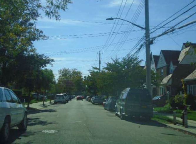 228th St, Laurelton, NY 11413 #1