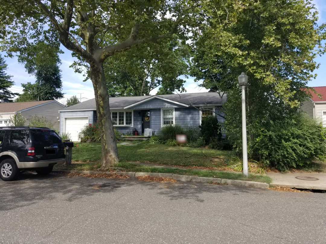 Longworth Ave, Dix Hills, NY 11746 #1
