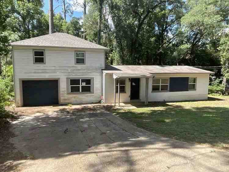 1003 Hiawatha Dr<br>Tallahassee &middot; FL &middot; 32301<br>Leon County