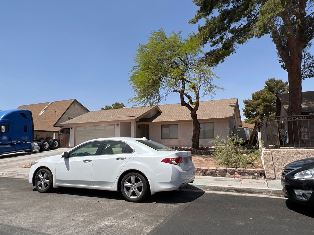 Don Bonito St, Las Vegas, NV 89121 #1