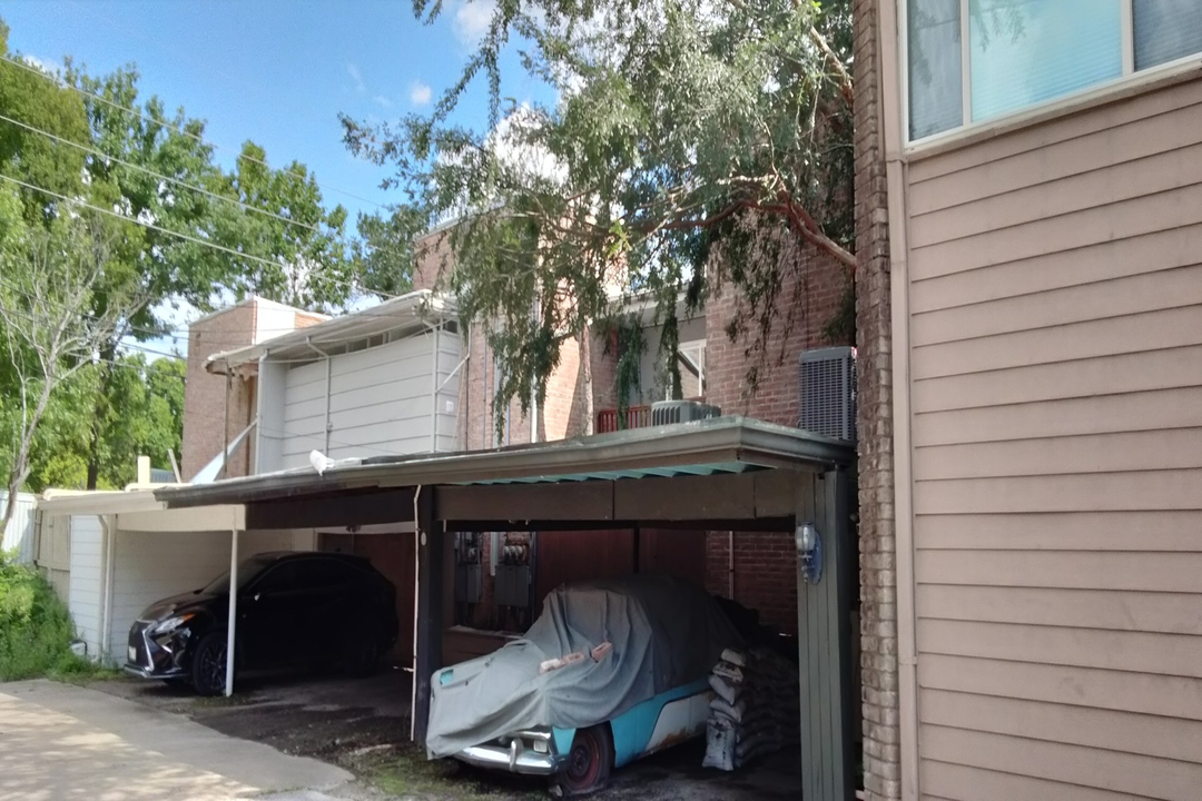 Riverview Way, Houston, TX 77057