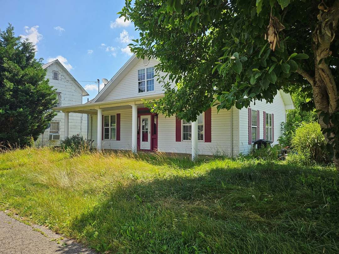 High St, Buffalo, WV 25033 #1
