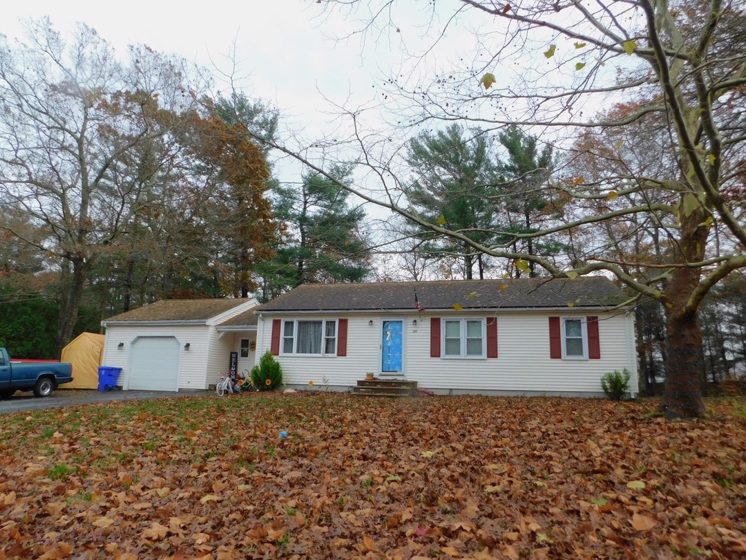Mockingbird Way, East Taunton, MA 02718