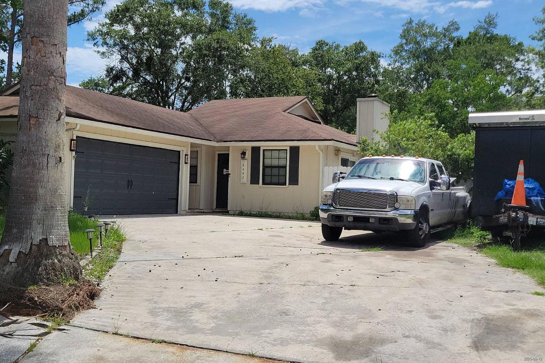 8442 Boysenberry Ln photo 2