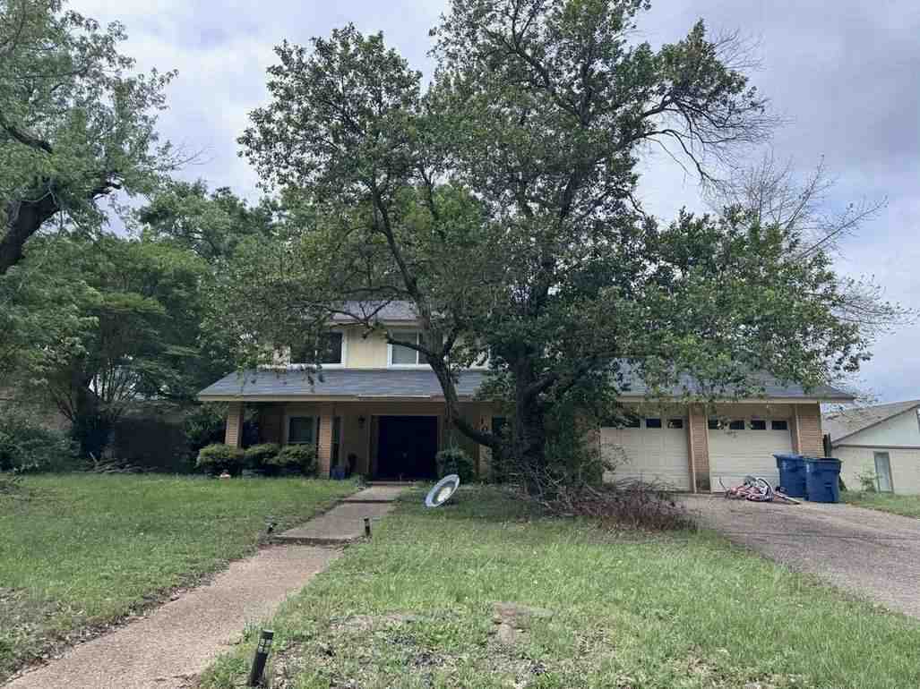 Henderson County property