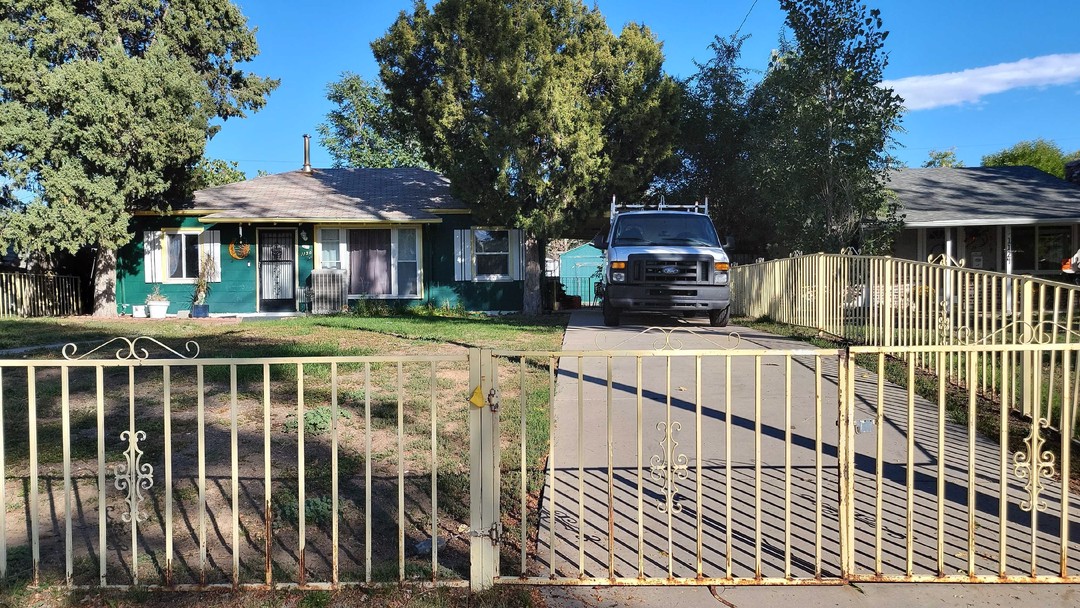Beeler St, Aurora, CO 80010