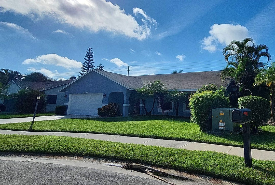 Linden Way, Lake Worth, FL 33467 #1