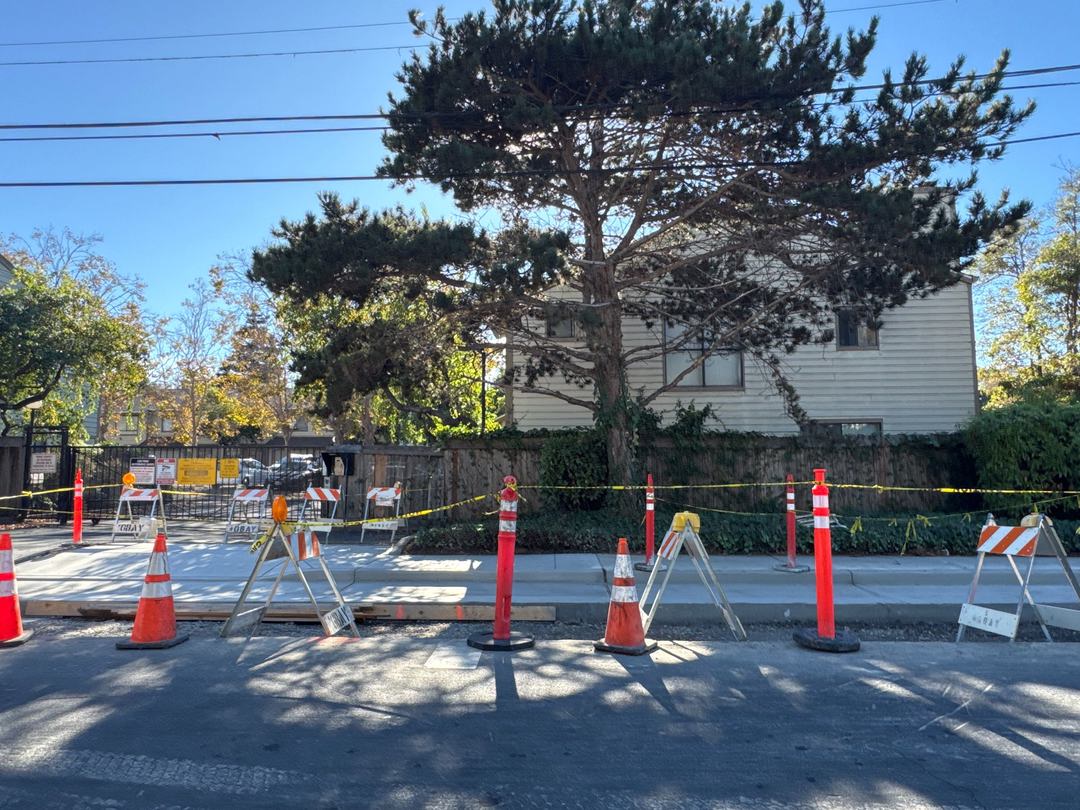 1016 Cedar Ter<br>San Pablo &middot; CA &middot; 94806<br>Contra Costa County