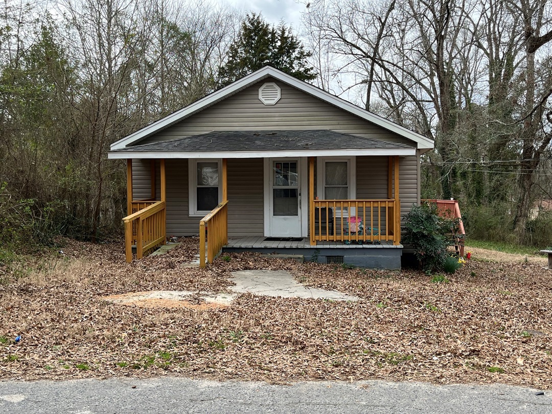 Arbor St, Wadesboro, NC 28170