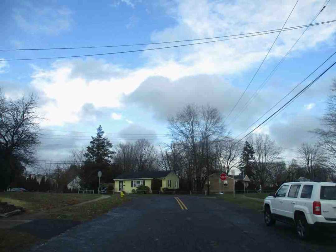 Twin Brook Rd, Hamden, CT 06514 #1