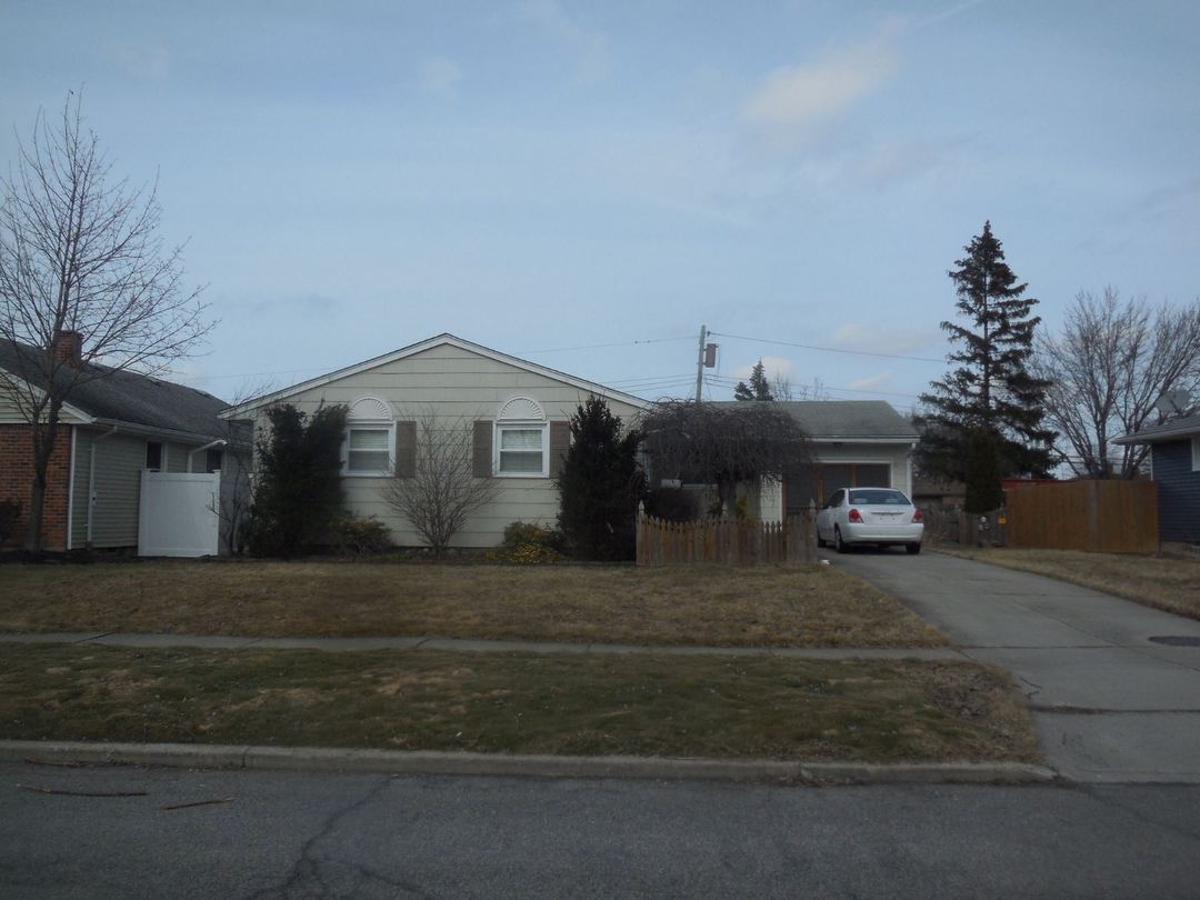 Broadmoor Dr, Tonawanda, NY 14150 #1
