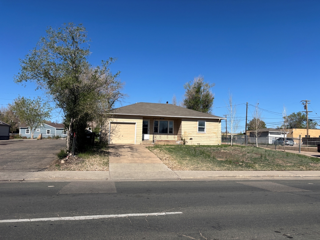 14th Ave, Greeley, CO 80631