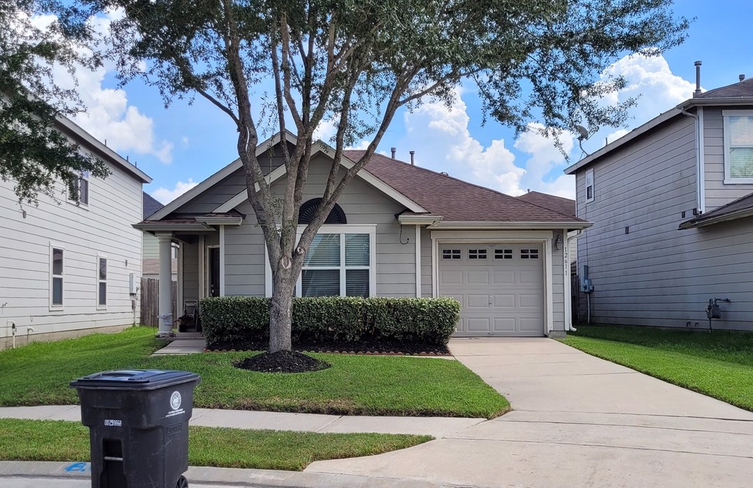 Skyview Creek Ct, Houston, TX 77047