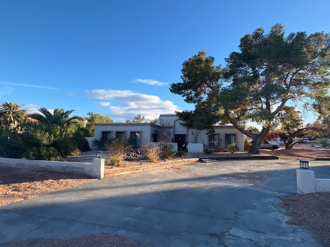 Oquendo Rd, Las Vegas, NV 89120