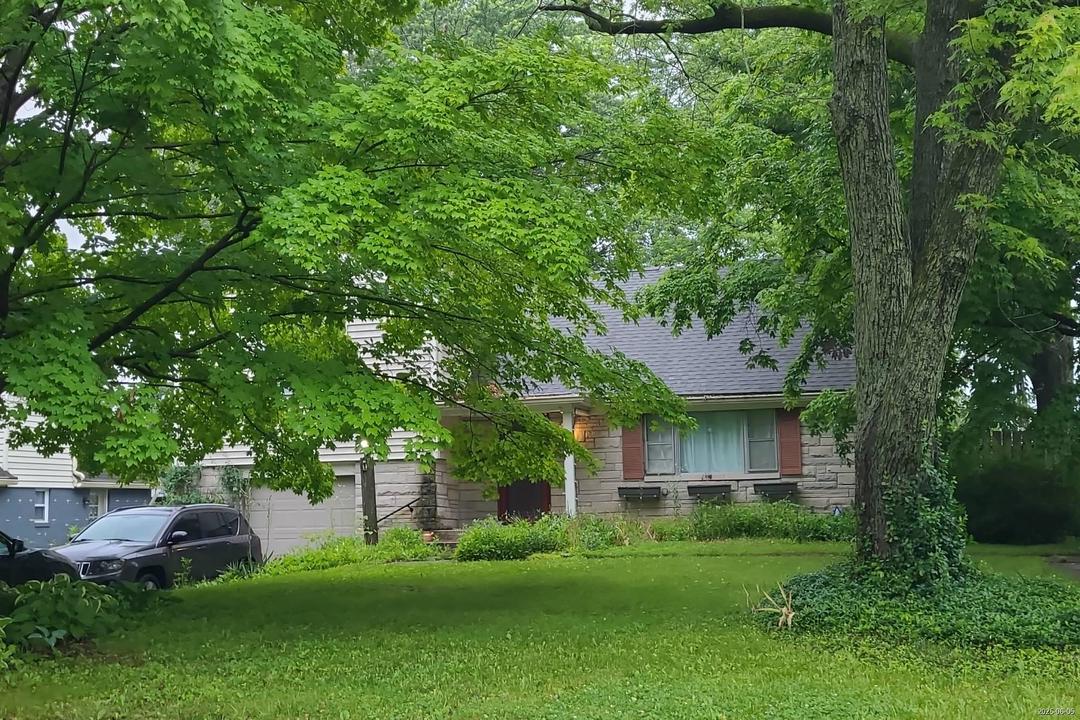 Oxford St, Indianapolis, IN 46220 #1