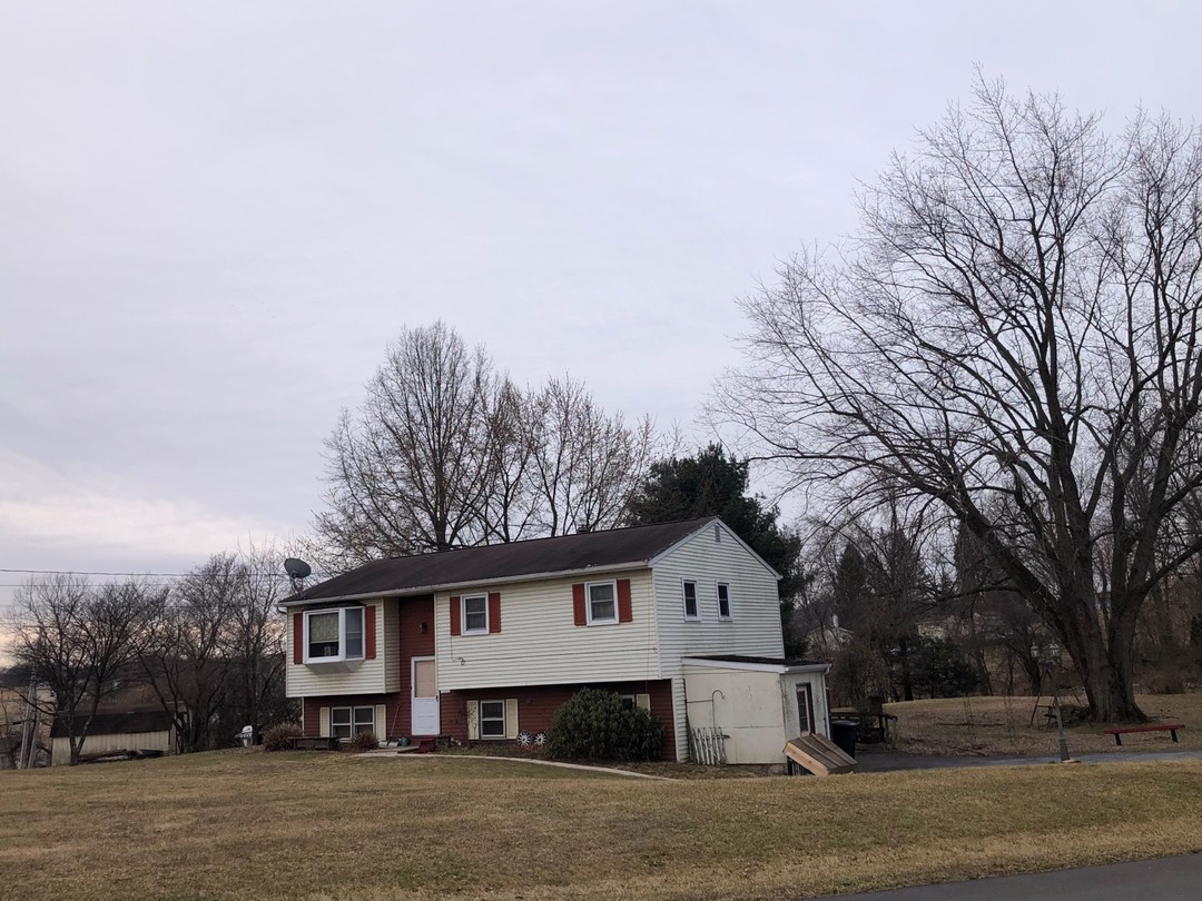 Kernel Ln, Etters, PA 17319 #1