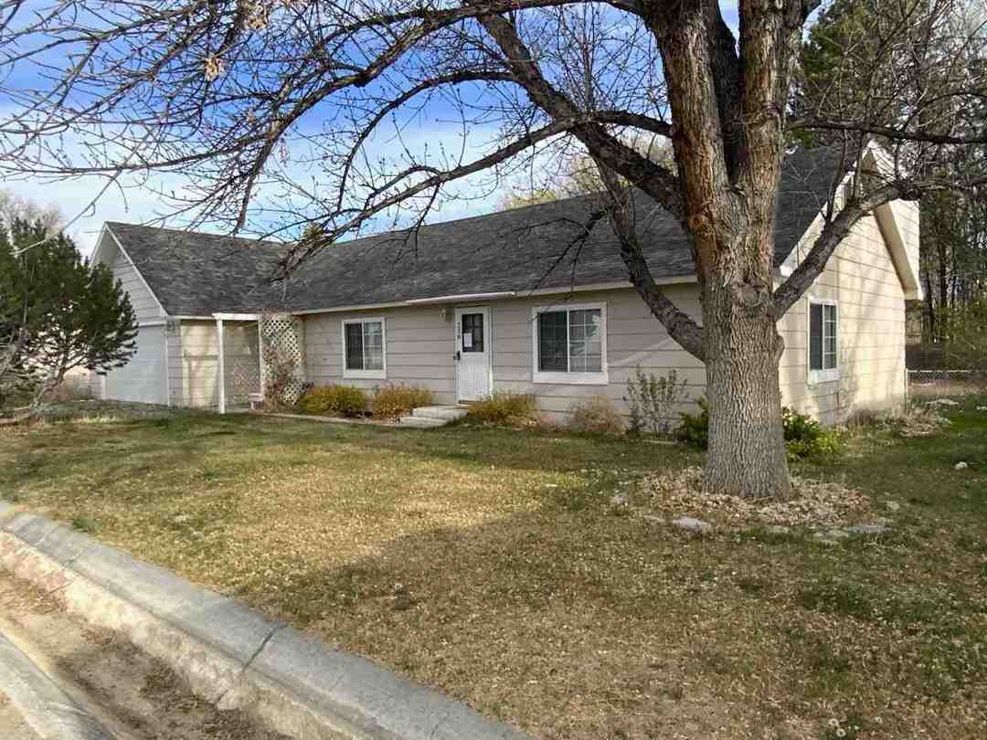 239 E Shoshone Ave, Byron, WY 82412 | ServiceLink Auction