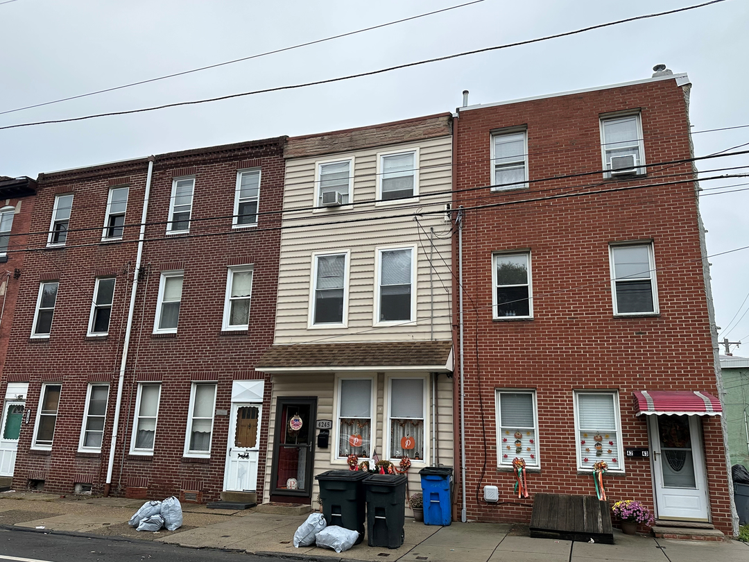 Richmond St, Philadelphia, PA 19137