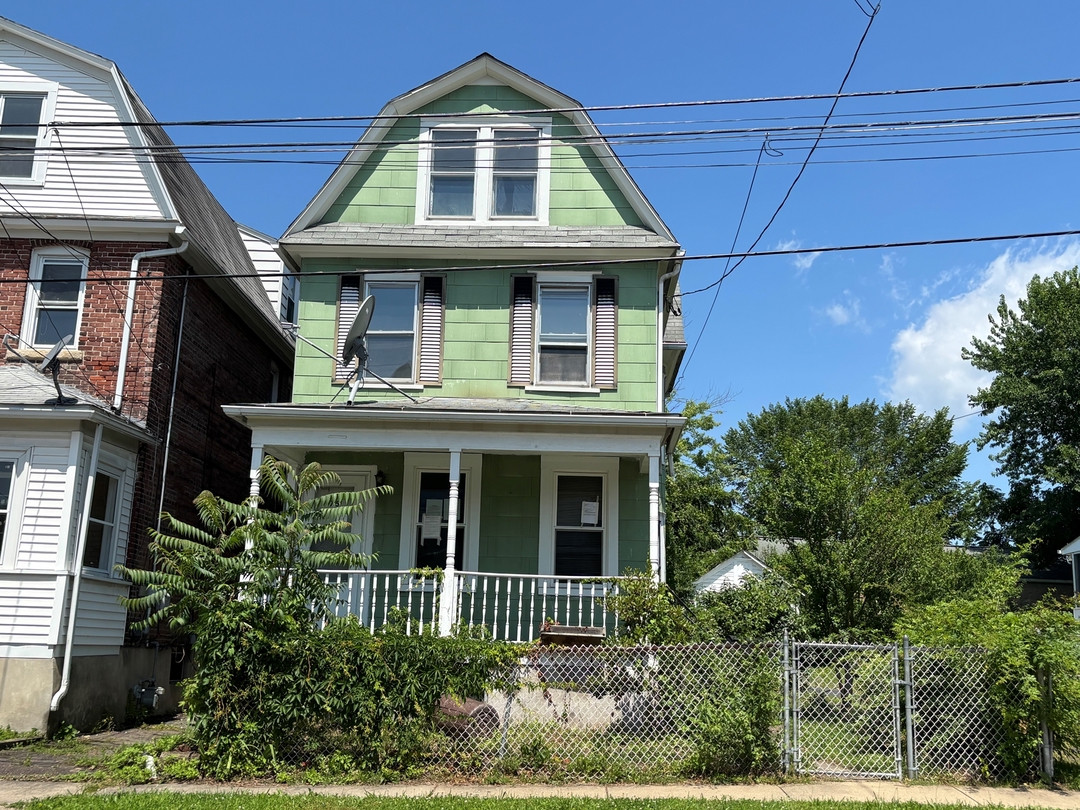 Seneca St, Wilkes Barre, PA 18702