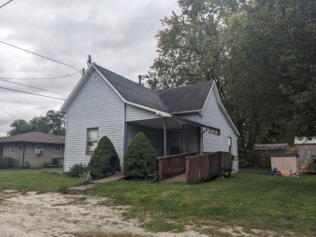 103 E Van Buren Street, Alexandria, IN 46001 ServiceLink Auction