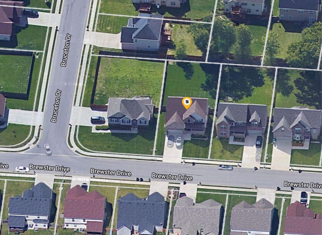 Brewster Dr, Clarksville, TN 37042