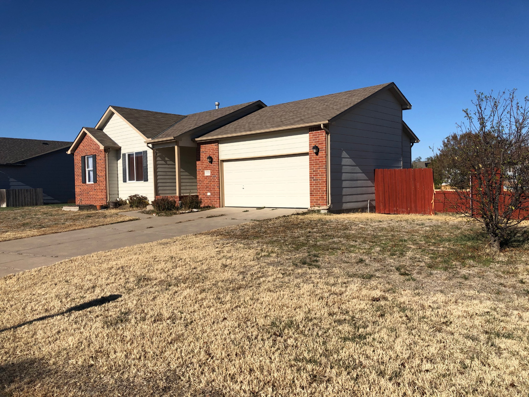 Village Estates Dr, Park City, KS 67219 #1