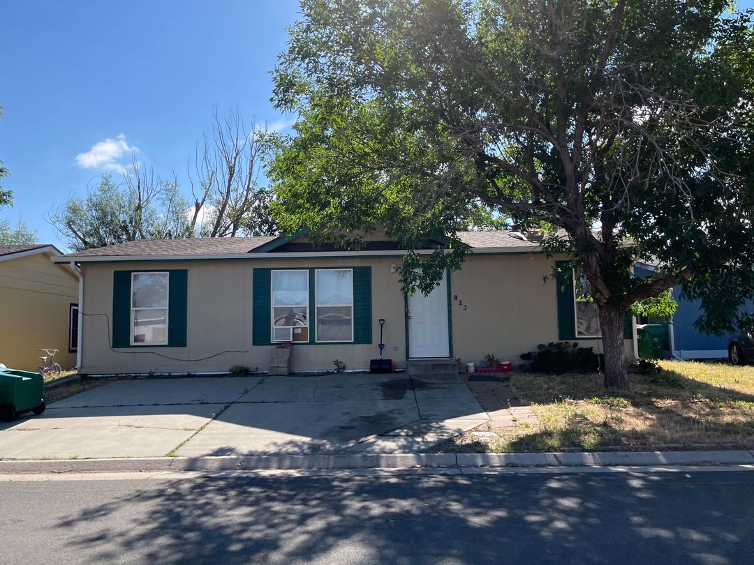 Winnipeg St, Lochbuie, CO 80603