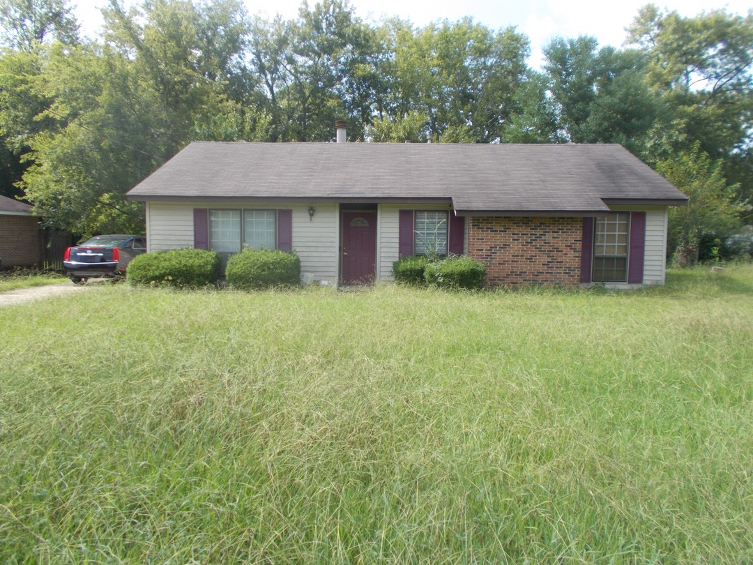 Wilding Dr, Montgomery, AL 36116